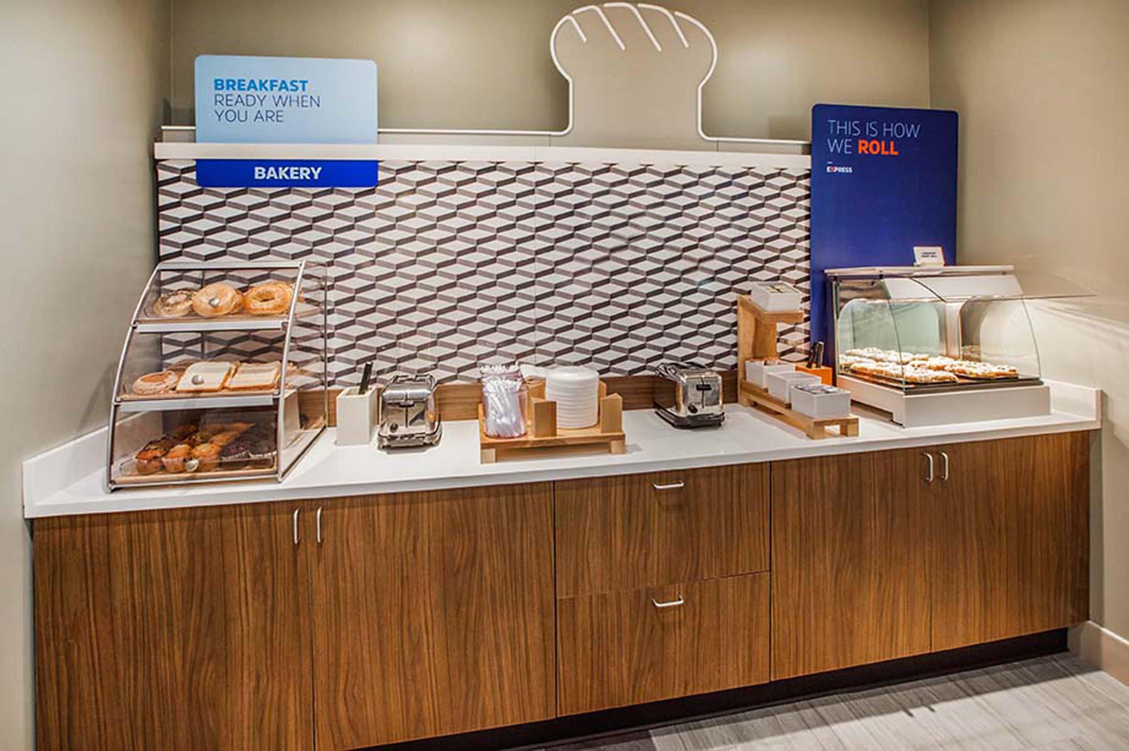 Holiday Inn Express & Suites Evansville North By Ihg Warrenton Dış mekan fotoğraf