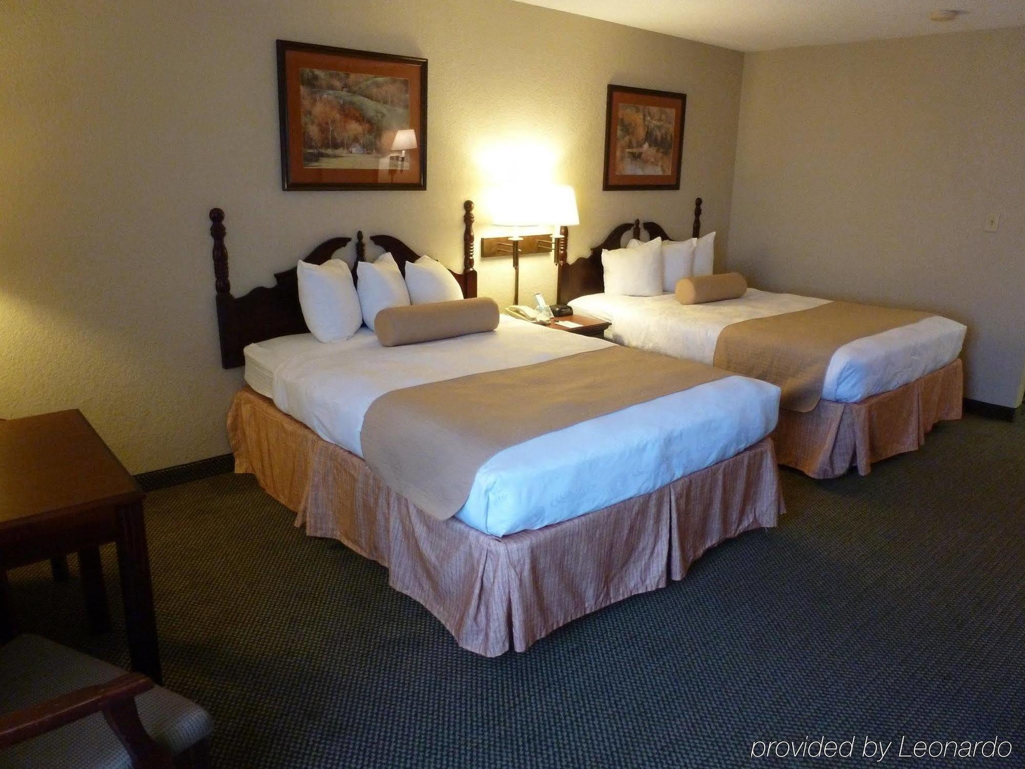 Holiday Inn Express & Suites Evansville North By Ihg Warrenton Oda fotoğraf