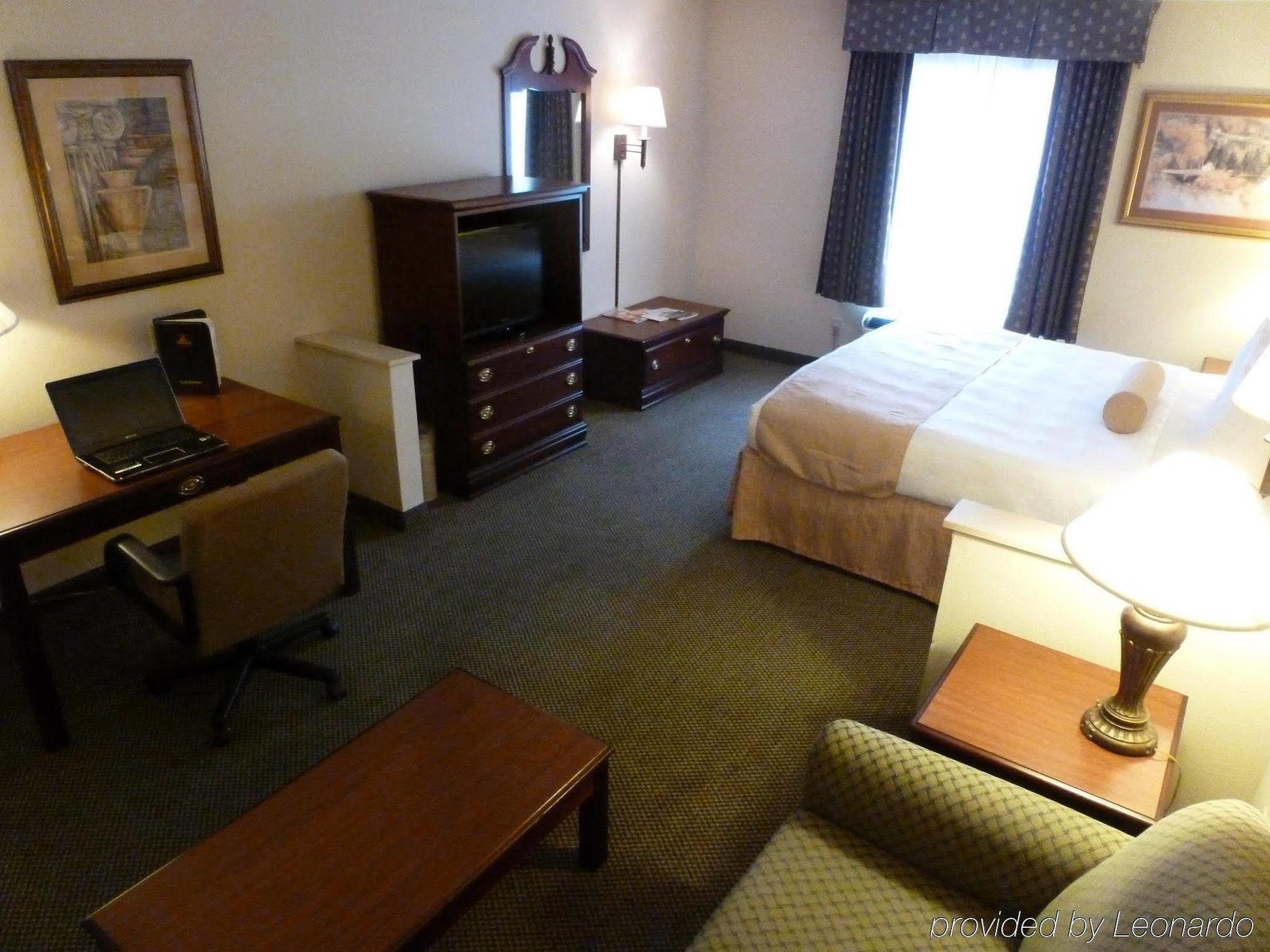 Holiday Inn Express & Suites Evansville North By Ihg Warrenton Oda fotoğraf
