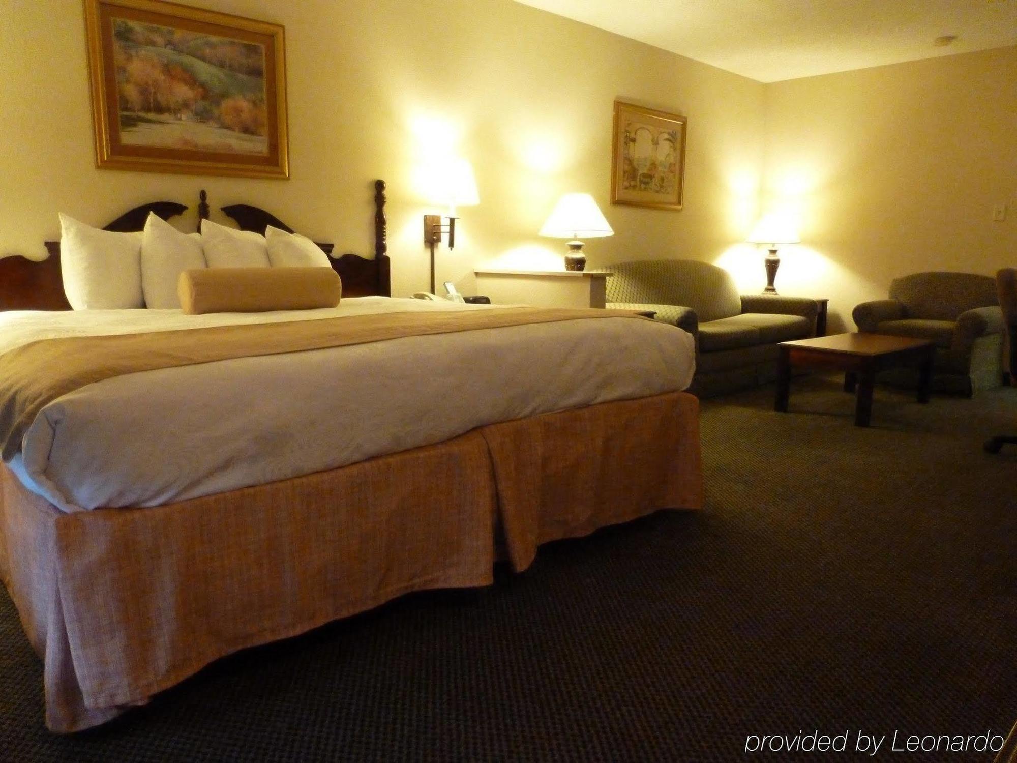 Holiday Inn Express & Suites Evansville North By Ihg Warrenton Oda fotoğraf